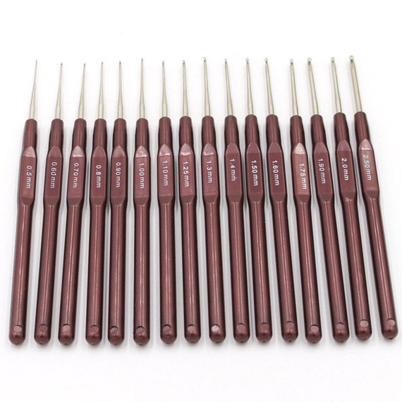 16 Pieces Crochet Hook Set - 0.5-2.5mm - Light, Quality, Ergonomic Plastic Handle