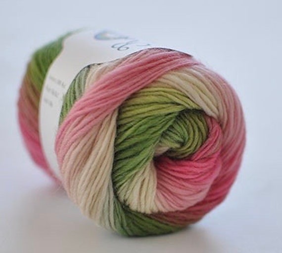 100% Merino Wool Rainbow Yarn - 50g, 180m, Super Soft Knitting Yarn - Colour 10
