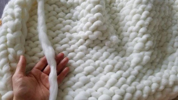 DIY Super Bulky Arm Knitting Kit Chunky Knit Blanket Very Thick Gigantic Yarn Massive Knitted Loop, Gray