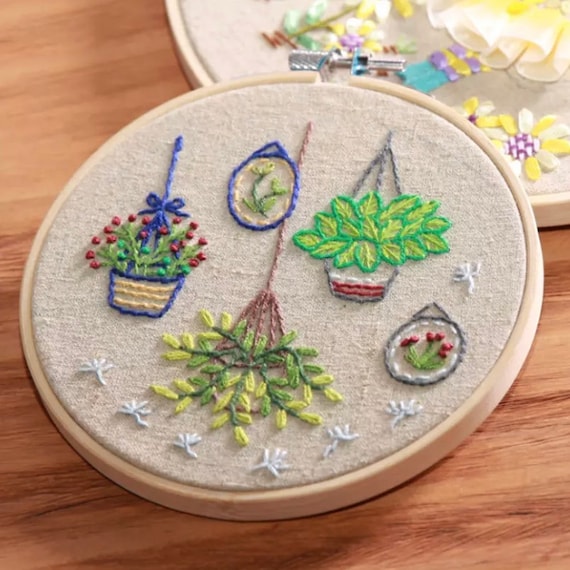 Hand Embroidery Kit for Beginners 15cm - Embroidery Design - DIY Craft Project with Pattern - Plant Modern Needlework