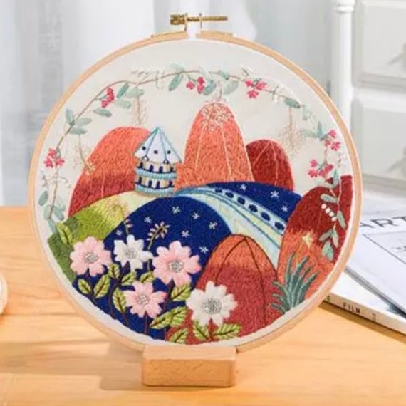 Hand Embroidery Kit for Beginners 20cm - Embroidery Design - DIY Needlework Craft Project with Pattern - Modern Embroidery  Hilly Landscape