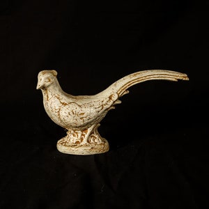 Handmade African Bird Sculpture / 1970&#39;s / 5.5&quot; Painted Plaster/ Animal Statue Art from Africa / Handmade Original Art / Mozambique
