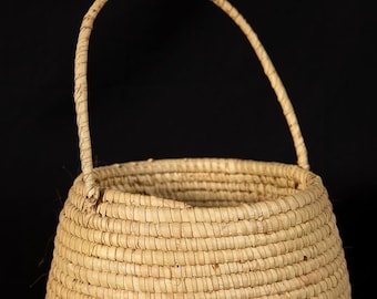 Handmade African Basket / 1970's African Art / Handwoven Basket with  long Handle / Woven Carrying Basket from Africa / African Art Decor