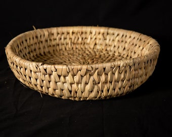 Handmade African Basket / 1970's African Art / Handwoven Basket Art / Woven Basket  from Africa / Unique Basket Pattern / Shallow Basket