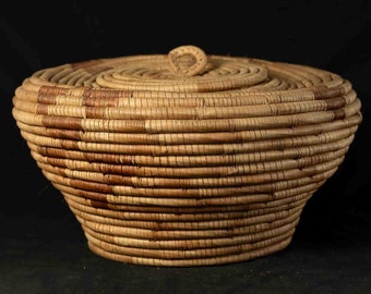 Handmade African Basket & lid / 1970's African Art / Handwoven Basket Art / Woven Basket from Africa / Unique Basket Pattern/ 9" tall basket