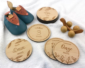 Carte étape bébé personnalisée en bois, cadeau de naissance