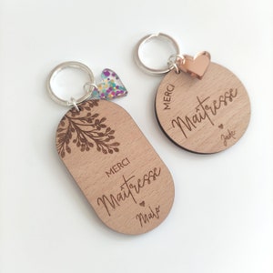 Personalized wooden nanny teacher keychain - end of year gift - atsem teacher gift