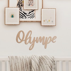 Nombre de madera para la decoración de la habitación del niño - Idea de regalo de nacimiento personalizado