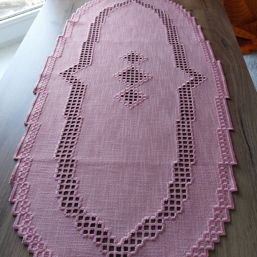 Vintage Hardanger Embroidered Oval Pink Table Mat Table Etsy