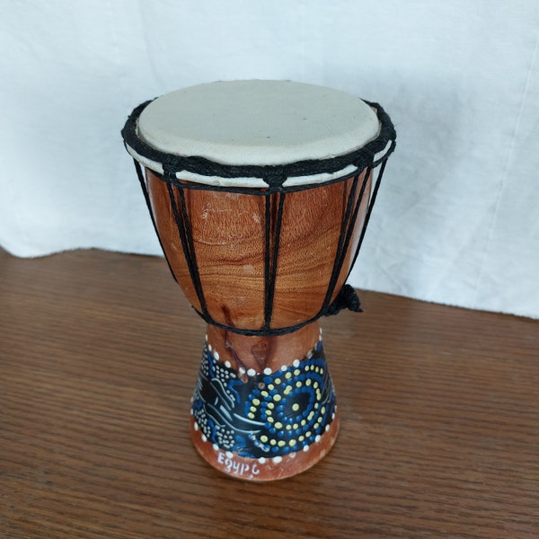 Tambour en cuir, tambour Djambe tambour en céramique, tambour bédouin, Darbuka décoré, tambour Darbuka égyptien, Doumbek Tombak Africain (E15)