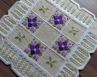 Scandinavian floral Hand embroidered vintage square doily , vintage handmade table mat , table linens , Scandinavian design (P1)