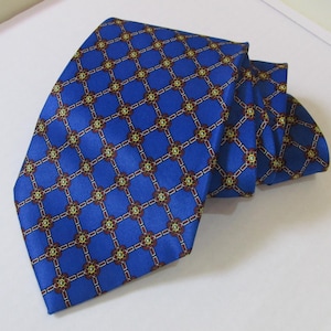 M. Antonioni Italië ontwerp handgemaakte vintage zijden stropdas, fijne zachte zijden Myung Ju stropdas, geometrische bloemen, mijn verkoop help dieren te redden in Spanje