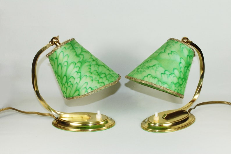 50er Jahre Tischlampen Paar Leuchten klein Nachtlicht Messing Tütenschirm gold grün fifties vintage Bild 2