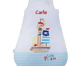Pirat Baby Schlafsack mit Namen bestickt - personalisiertes Geschenk zum Geburtstag, zur Geburt, als Taufgeschenk