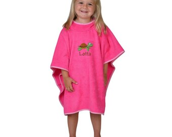 Wolimbo Kinder Badeponcho mit Namen und Motiv pink (Streifen weiß) - personalisiert mit deinen Wunschangaben Poncho Geschenk zum Geburtstag