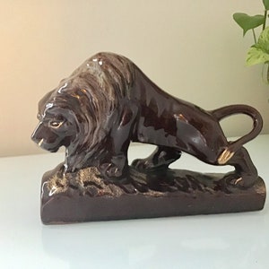 Vintage Porcelain Lion Figurine Japan