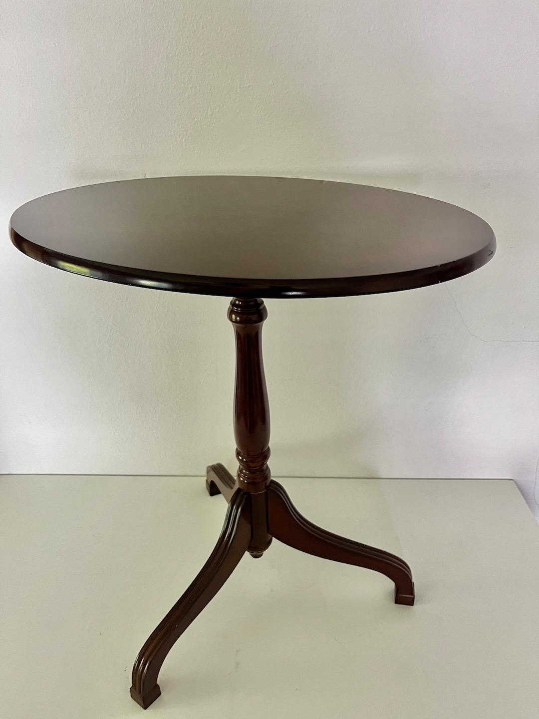 The Bombay Company Mahogany Oval Folding End Table Etsy