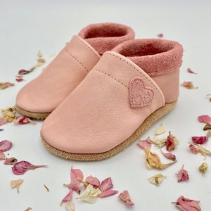 Children's shoes made of leather plain pink with heart, crawling shoes for babies