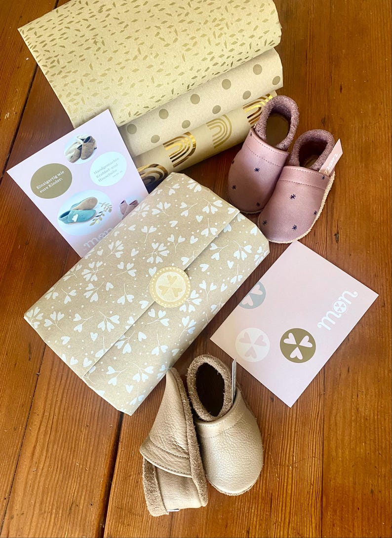 Gerne verpacke ich deine Schuhe als Geschenk. Gib das einfach bei deiner Bestellung an.