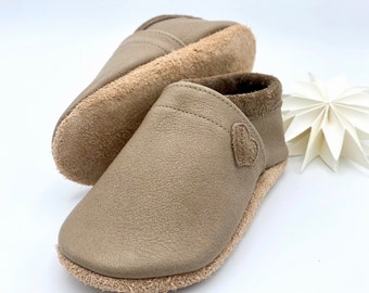 Zapatos para gatear fabricados en piel natural Hipopótamo de color con  corazón aplicado Regalo de nacimiento sostenible Zapatos descalzos