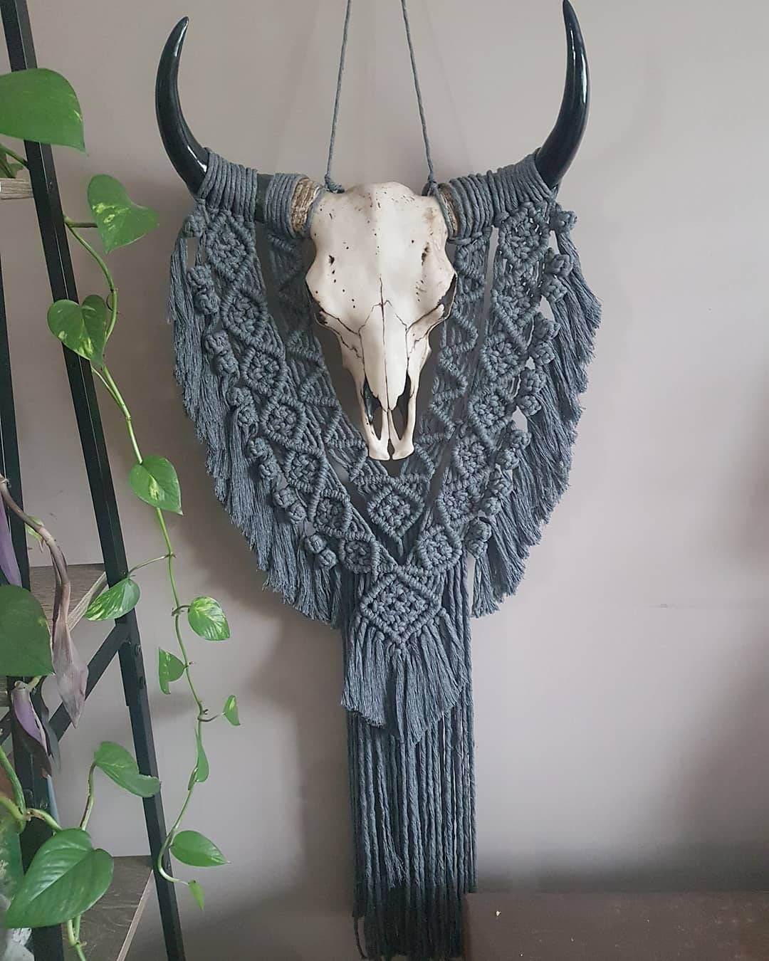Fiber Arts Macrame Skull wall hanging Macrame cindyclinic.jp