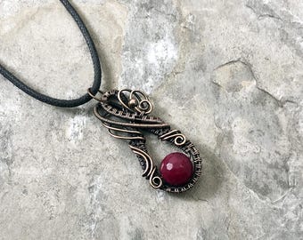 Faceted Cranberry Jade Bead Pendant: Quality Handmade Copper Jewelry - Artisan Made - USA          0100