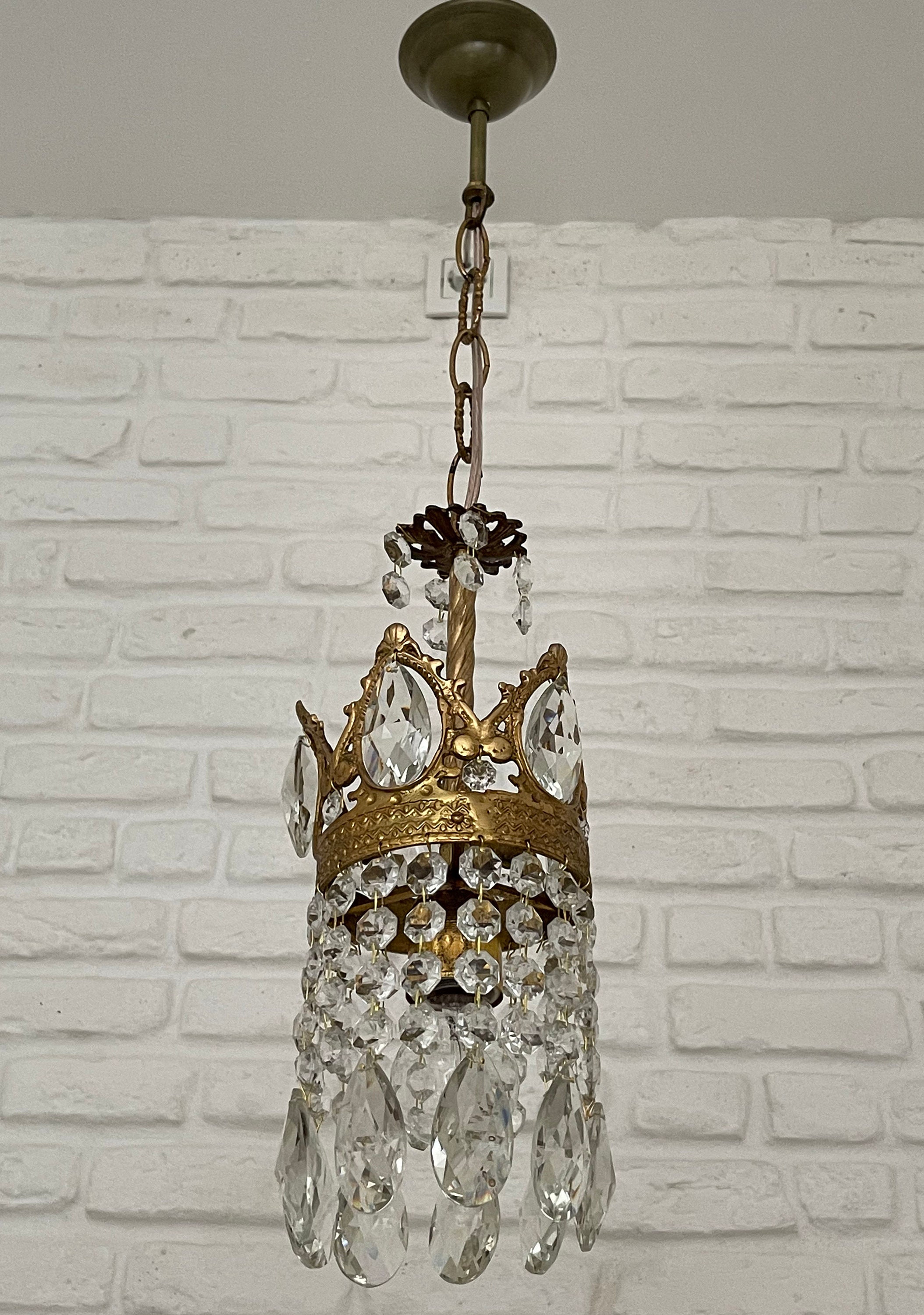 Antique Vintage Brass & Crystals Small Chandelier Ceiling Light Pendant  Lighting Glass Lamp From 1950's 