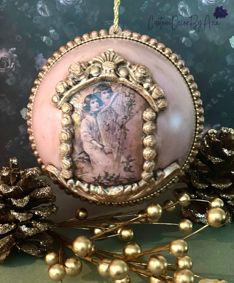 Christmas Decoupage Ornaments, Decoupage Decor, Paintable Ornaments