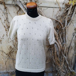 1980&#39;s women&#39;s blouse, knit white blouse with short sleeves