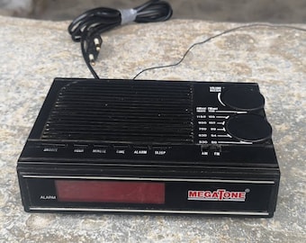 Vintage digital radio alarm clock, table alarm clock Megatone, table 80's radio