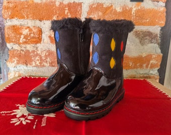 Kid's vintage 1990's boots, reversed leather and varnished leather boots