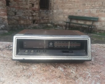 Radiosveglia vintage in legno, general Electric 7-4659B radio sveglia blu