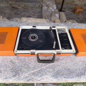 Elak Ritz record player, vintage space age design orange record player with speakers