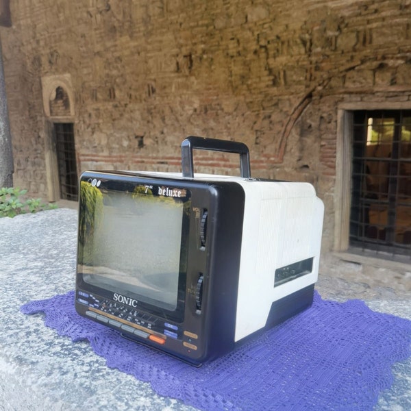 Sonic De luxe portable TV, vintage mini portable television and radio receiver