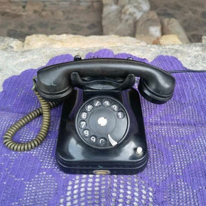 Rare Pupin black bakelite phone, 1950's bakelite rotary Pupin telephone image 7