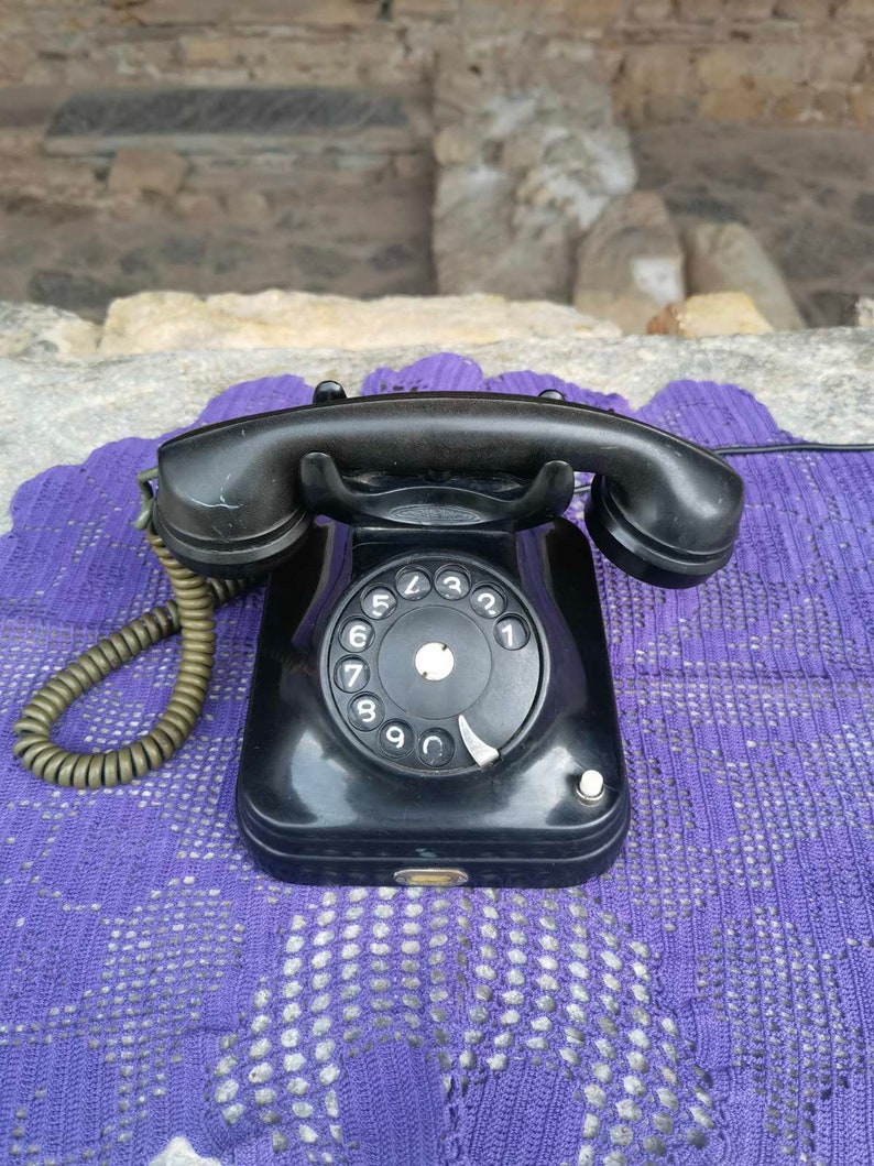 Rare Pupin black bakelite phone, 1950's bakelite rotary Pupin telephone image 7