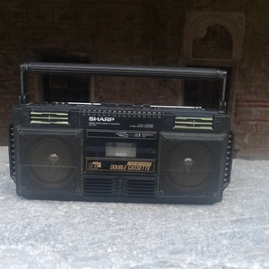 Sharp WQ- T234H Stereo Radio Kassettenrecorder, vintage Sharp Kassettenspieler