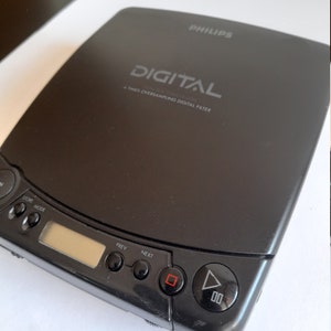 Portable Phillips compact disc player, Phillips AZ 6811 portable CD player for parts image 3