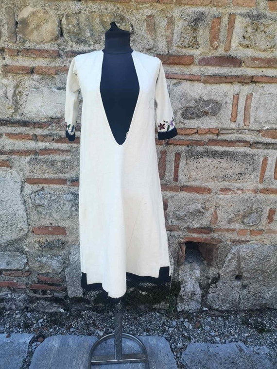 Long woman's ethnic shirt, ethnic woman's dress fr