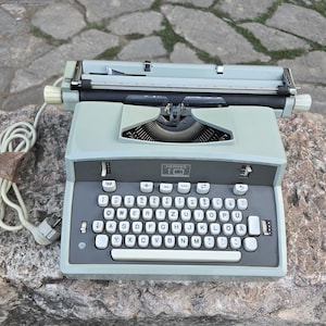 Hermes 10 automatic typewriter, vintage portable English Alphabet typewriter Hermes, collectible typewriter