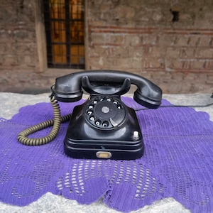 Rare Pupin black bakelite phone, 1950&#39;s bakelite rotary Pupin telephone