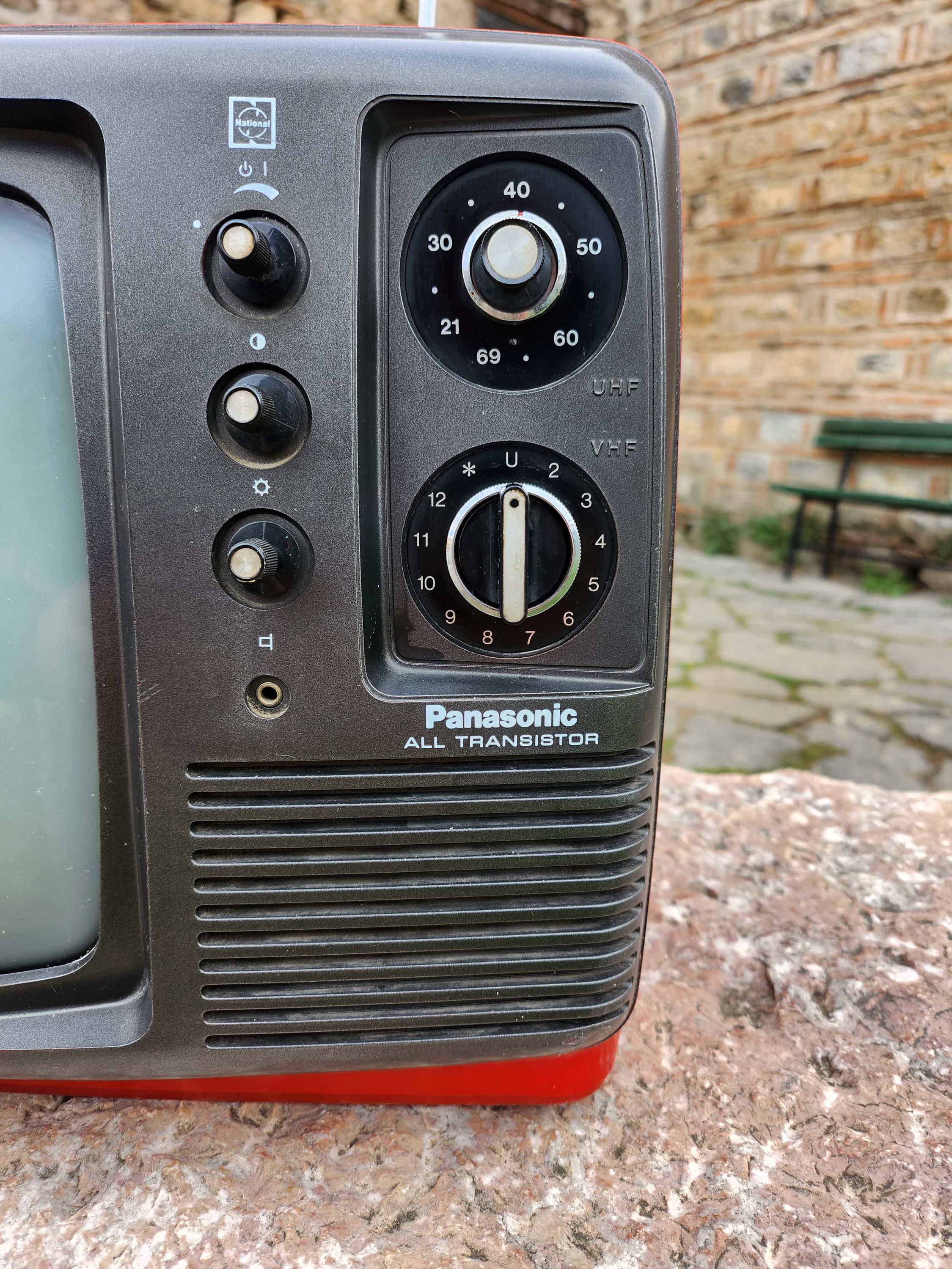 た*く様 National Panasonic 70s vintage 昭和家電 1977 Panasonic TV TR-749 Solid State Television Vintage