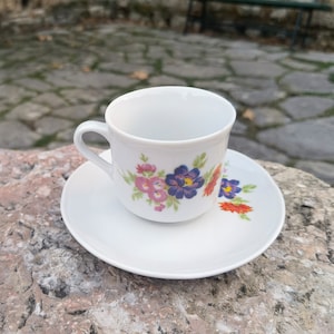 Floral porcelain coffee set cups and saucers, complete set of 6 coffee cups