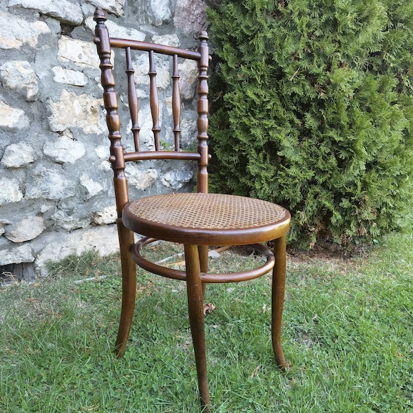 Michael Thonet vintage chair, 1920's Thonet dining table chair, living room chair