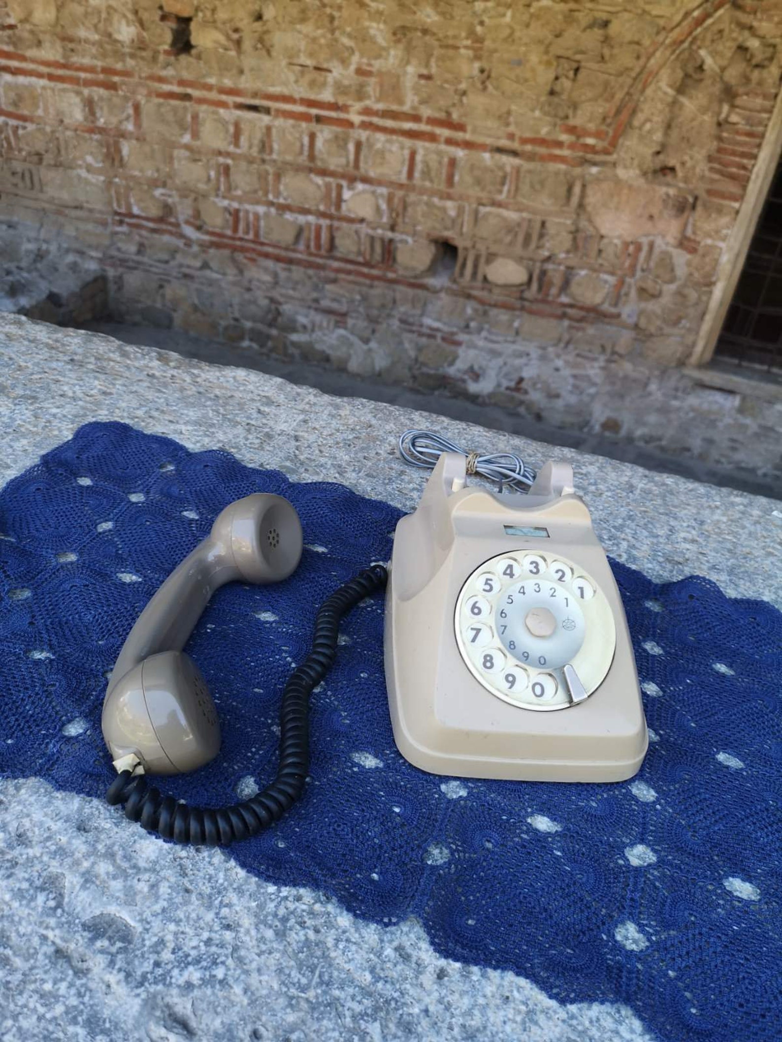 Téléphone Vintage 1976 – Objet Déco Rétro, Fonctionnel