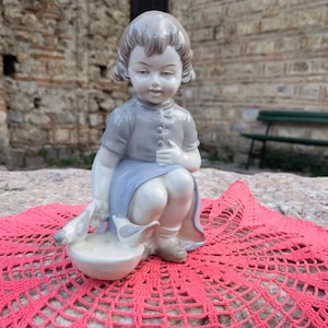 Vintage porcelain figurine, 1970&#39;s porcelain figurine of a girl and doves
