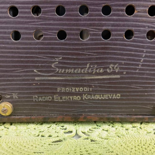 Vintage bakelite shops radio, Sumadija 54 retro radio