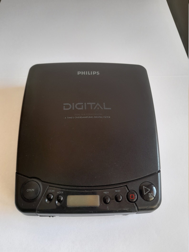 Portable Phillips compact disc player, Phillips AZ 6811 portable CD player for parts image 1