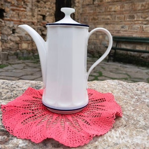 Vintage porcelain teapot, 1980&#39;s Kahla German teapot, minimalist porcelain teapot