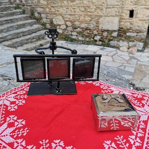 Vintage-Schmuck-Box und ein Fotorahmen